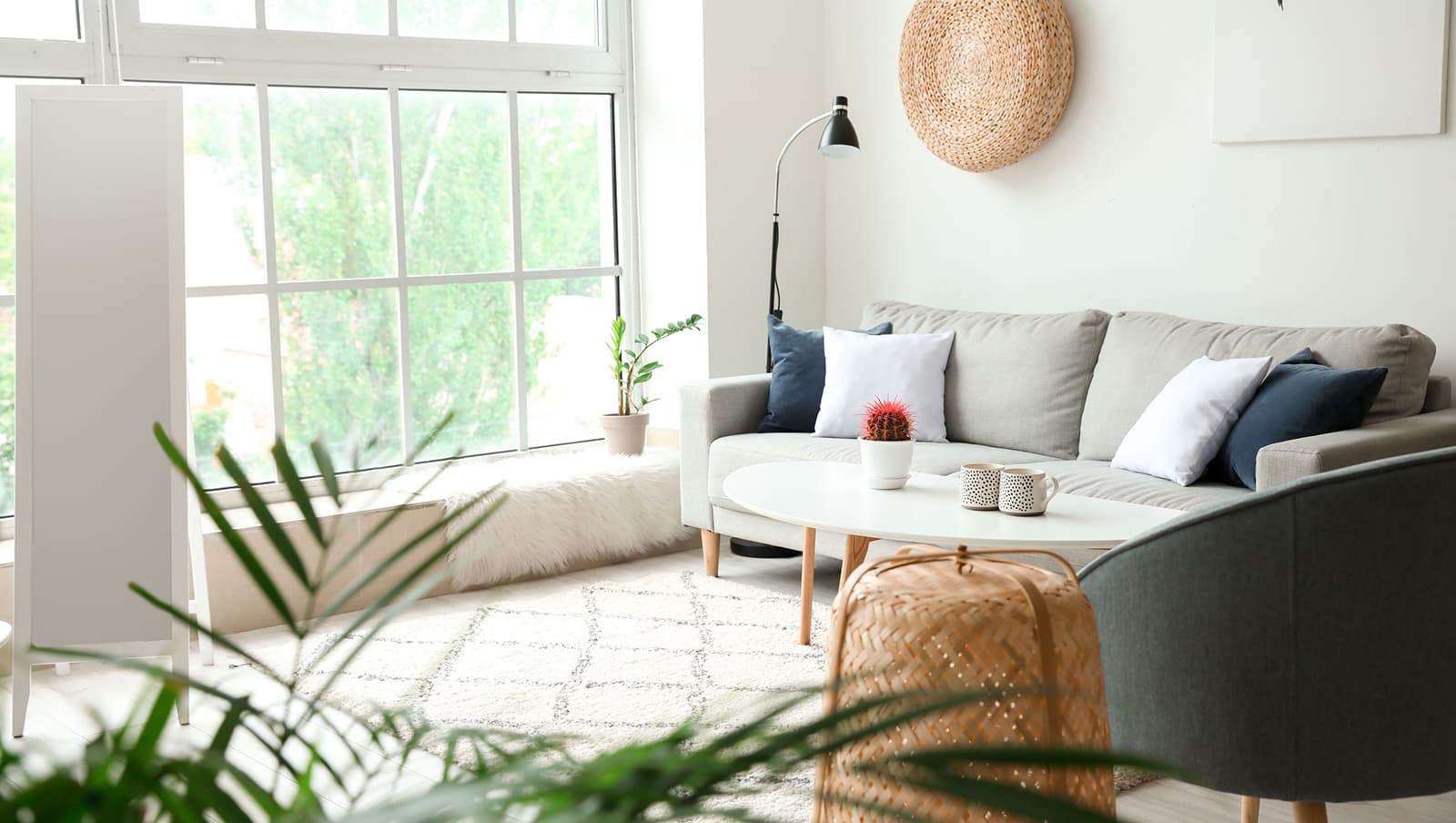 What “Extras” Are Worth the Money with Window Replacement in San Diego?